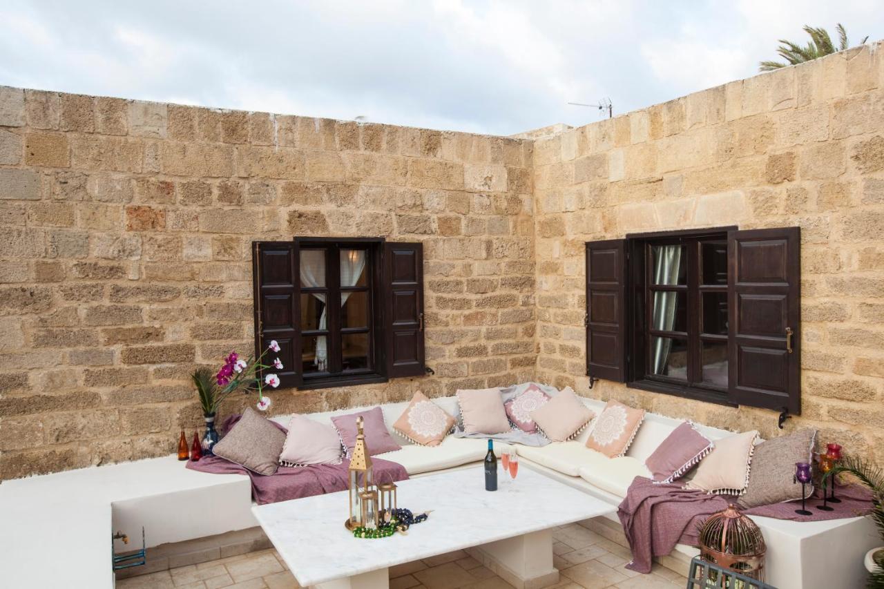 Medieval Dreams Villa Rhodes City ภายนอก รูปภาพ