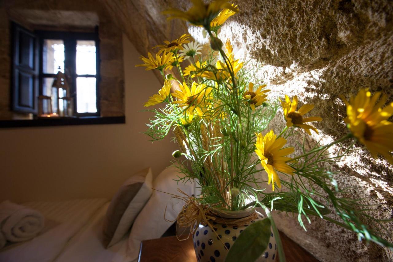 Medieval Dreams Villa Rhodes City ภายนอก รูปภาพ