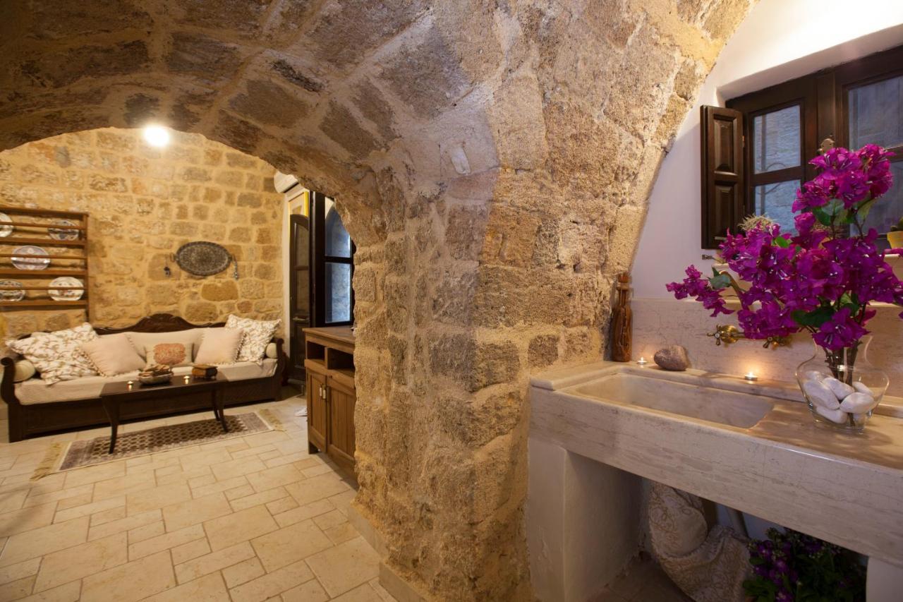 Medieval Dreams Villa Rhodes City ภายนอก รูปภาพ